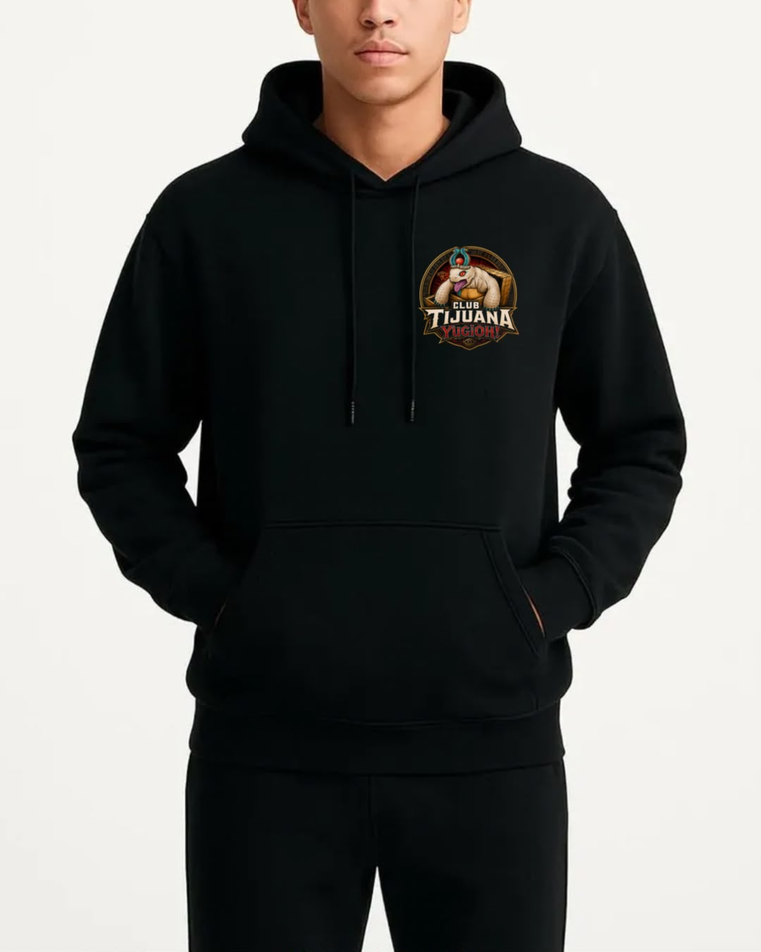 Vista frontal del hoodie Pyramid Turtle del Club Yu-Gi-Oh! Tijuana